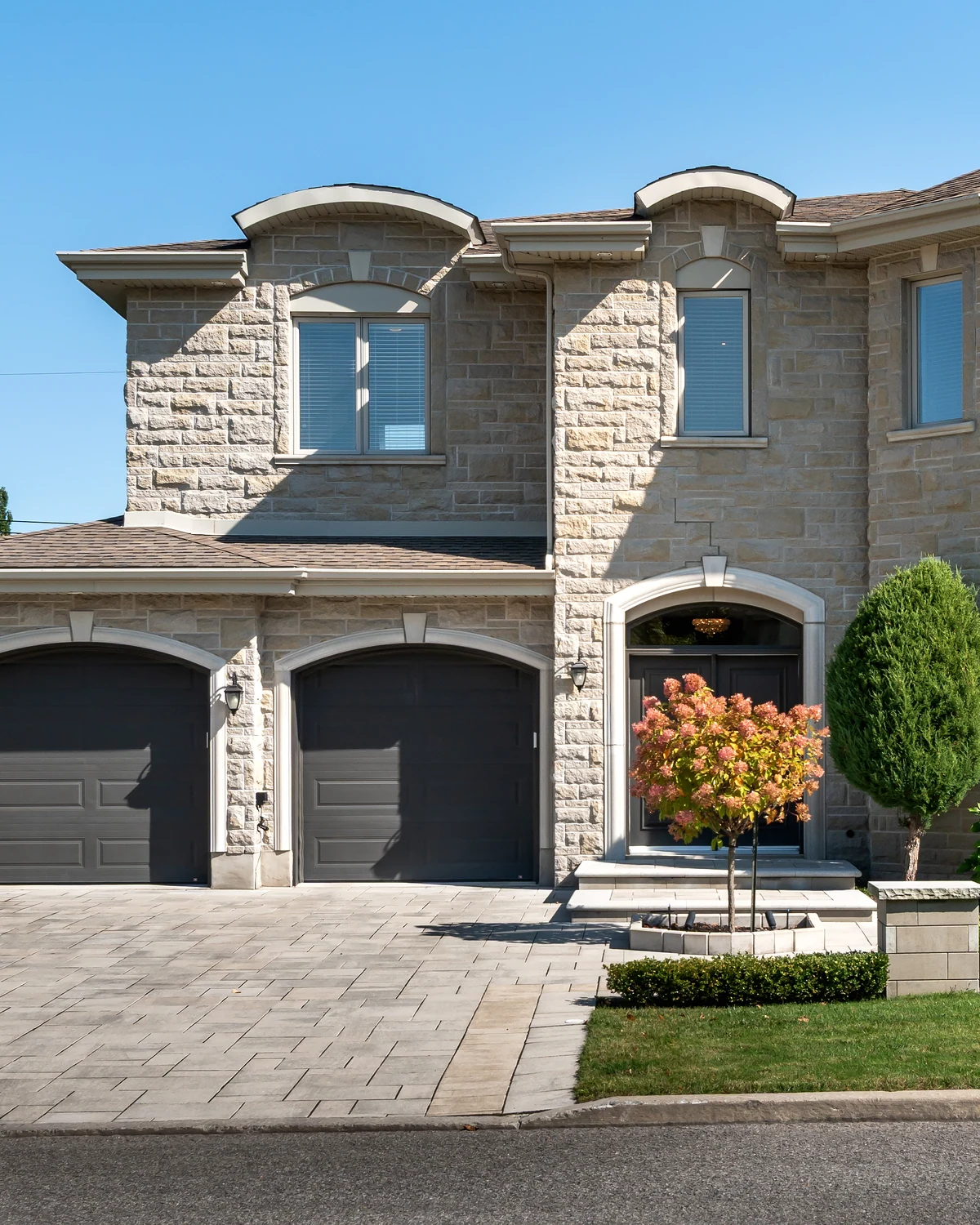 Stone residence representing homes in the Bessemer area